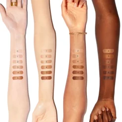 DIOR FOREVER GLOW STAR FILTERFluido sublimador de tez e iluminador