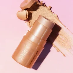 Iluminador en Barra Baby Got Glow