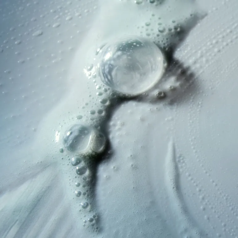 LA MER THE ESSENCE FOAMING CLEANSER