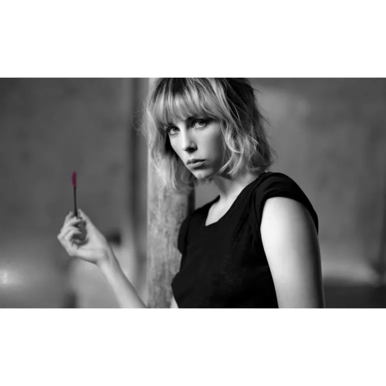 MASCARA VOLUME EFFECT FAUX CILS THE CURLER