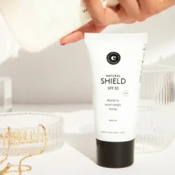 Natural Shield Spf30
