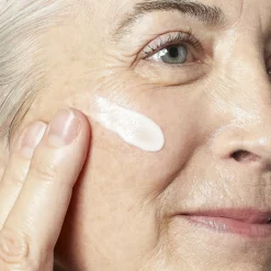 Powerful-Strength Line-Reducing Concentrate Sérum