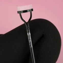 QUICK CHANGE ARTISTS EYELASH COMB