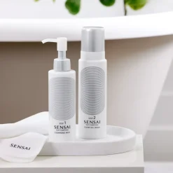 Silky Purifying Clear Gel Wash